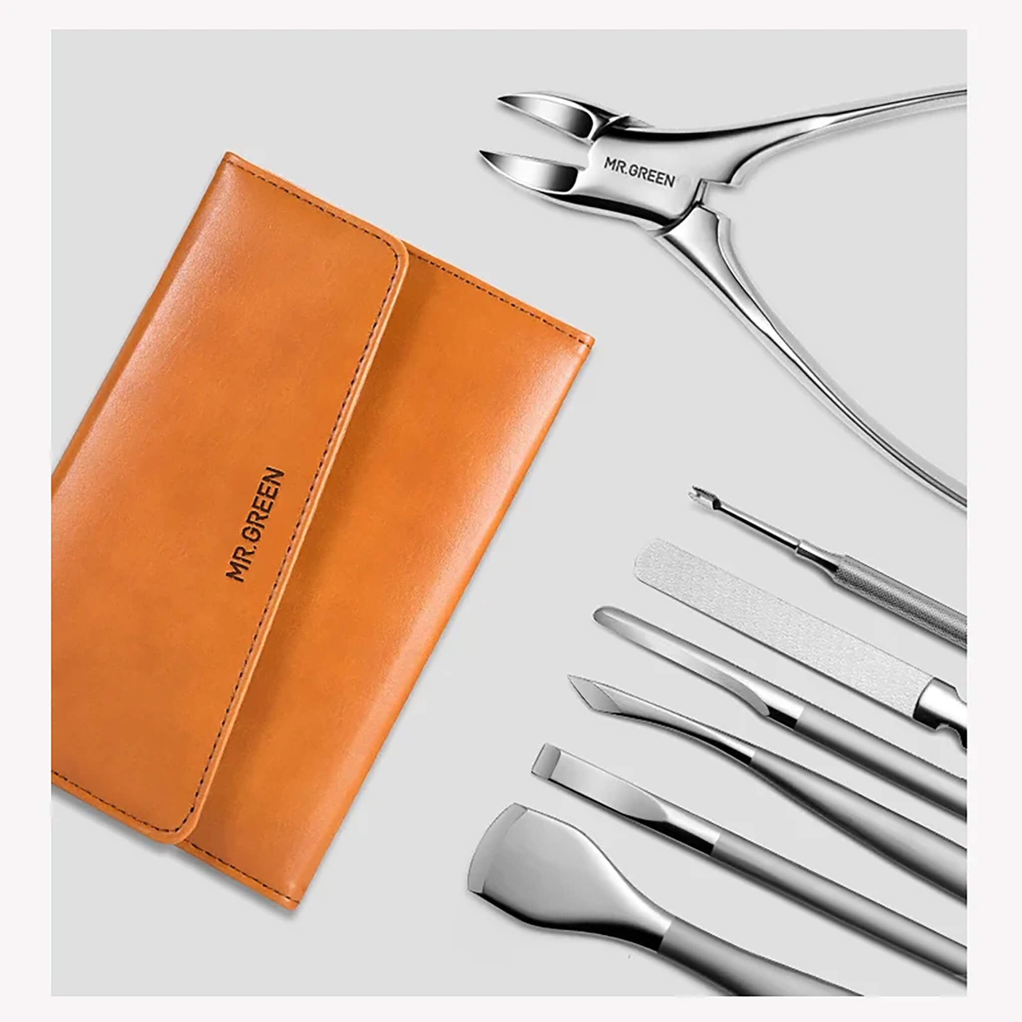 MR.GREEN Pediküre-Set im Etui mit Werkzeugen aus chirurgischem Edelstahl – Zange, Feile und Schaber für professionelle Fußpflege.