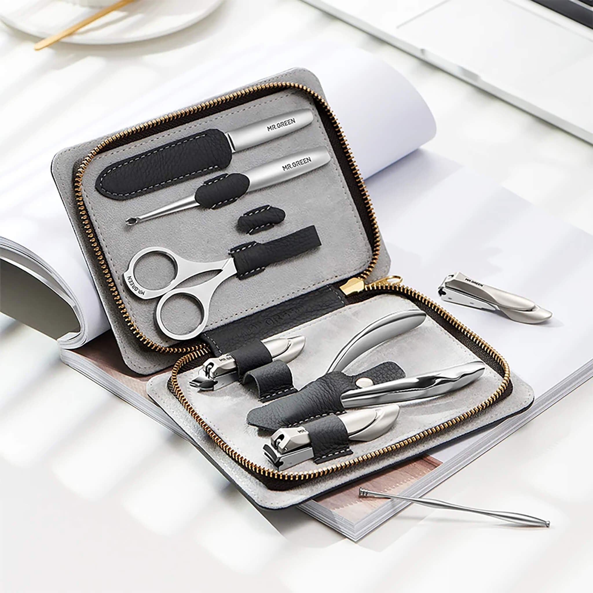Full Manicure Set with Leather Case – Nail Tools | MR.GREEN